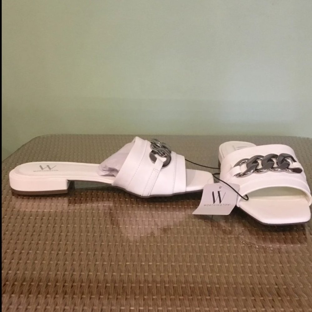 Brand New Worthington White Dalia Slides, Size 10
